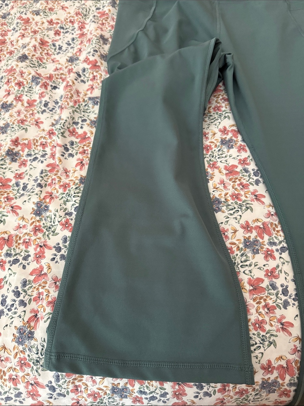 Teal Wide-Leg Active Pants - Picture 2 of 3